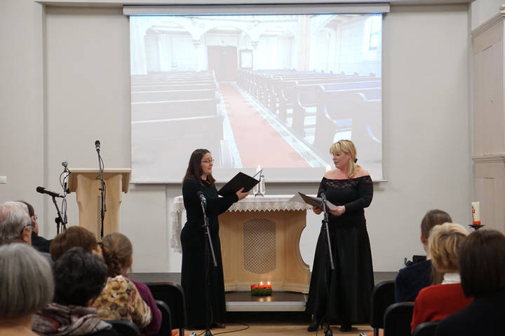 Jótékonysági koncert a templompadokért Jótékonysági koncert a templompadokért