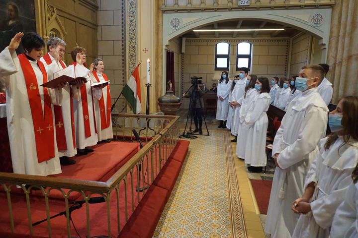 Konfirmáció gyülekezetünkben Konfirmáció gyülekezetünkben