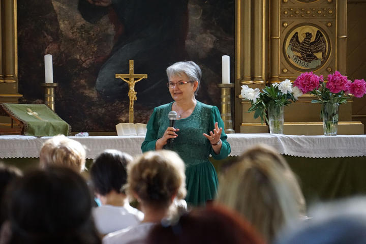 Uzsalyné dr. Pécsi Rita tartott előadást Uzsalyné dr. Pécsi Rita tartott előadást